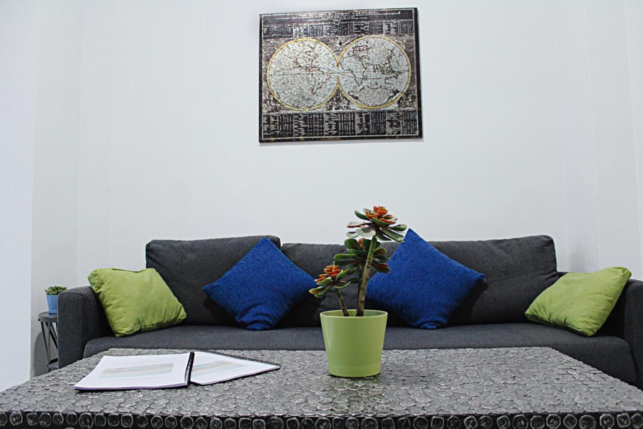 Wish Suite San Luis De Sevilla Luaran gambar